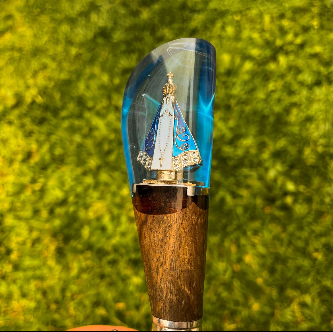 Faca "A Roça Venceu" - Cabo com Pingente Padroeira e Case de Couro + Gravação Grátis